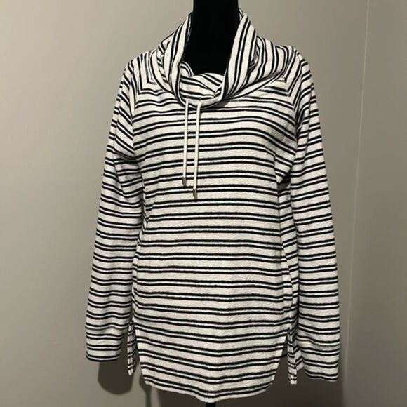 Tommy Hilfiger Sweaters - Tommy Hilfiger small cowl neck  D